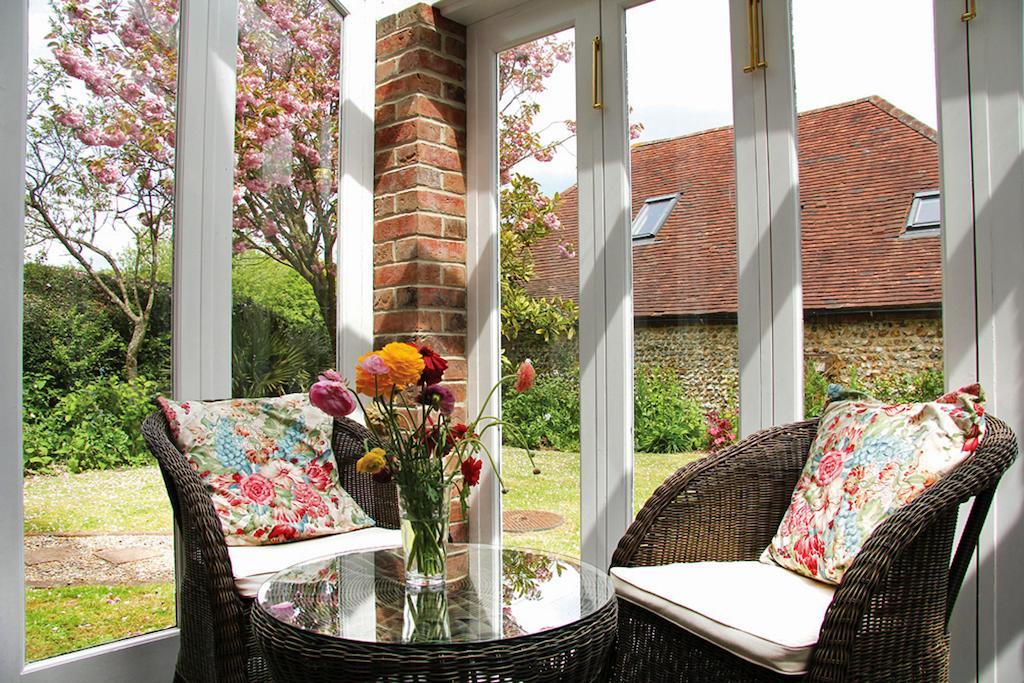 Lockgate Dairy Bed & Breakfast Chichester Exterior foto