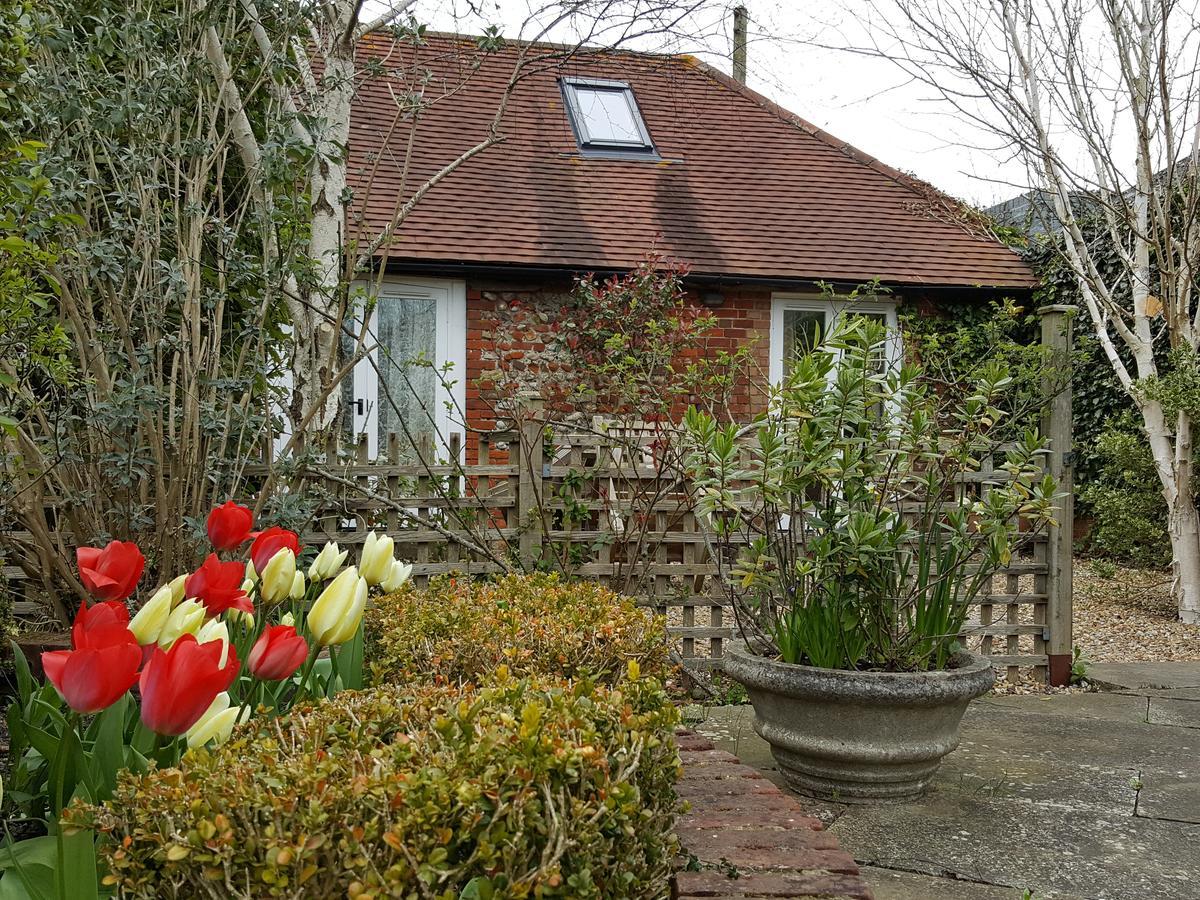 Lockgate Dairy Bed & Breakfast Chichester Exterior foto