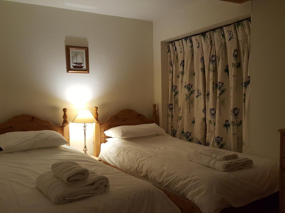 Lockgate Dairy Bed & Breakfast Chichester Exterior foto
