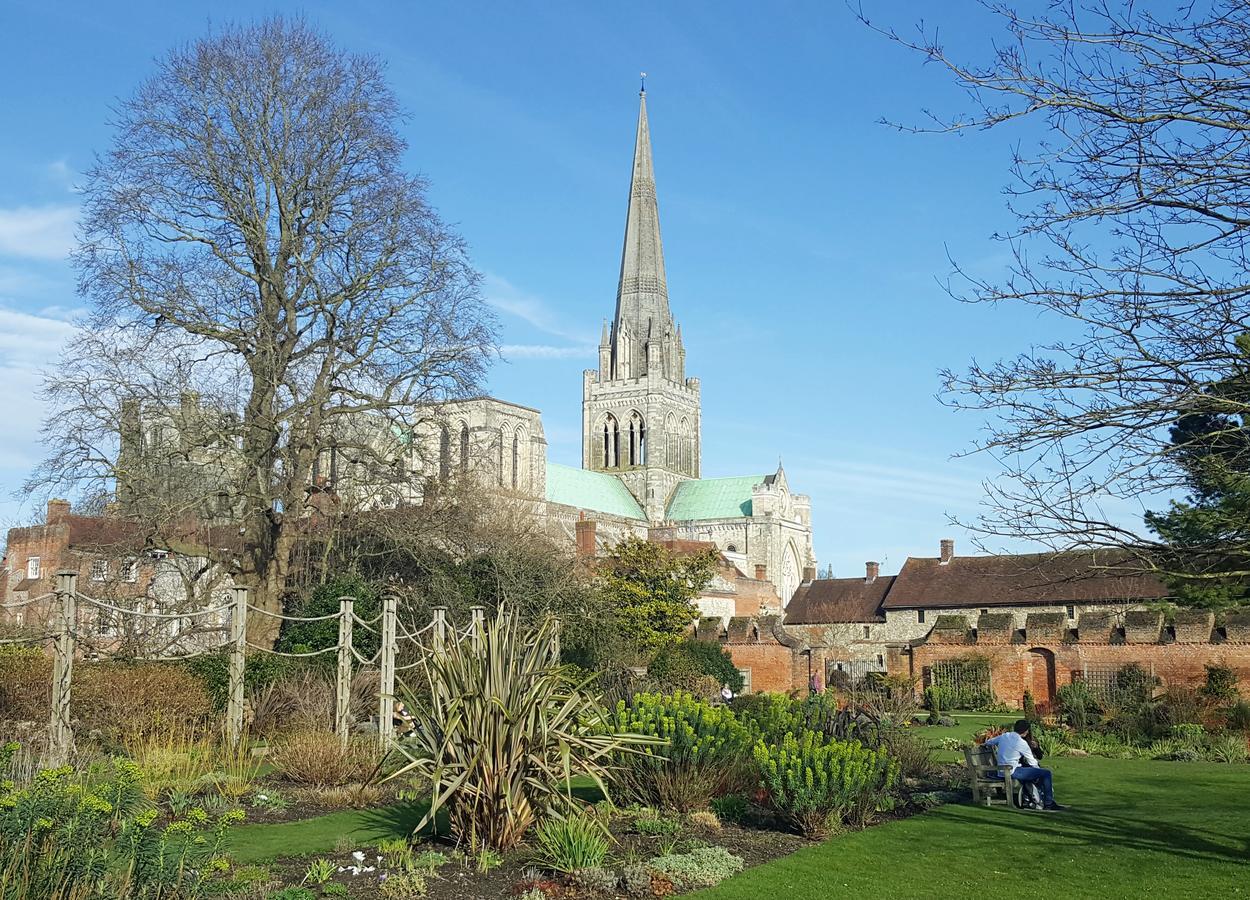 Lockgate Dairy Bed & Breakfast Chichester Exterior foto